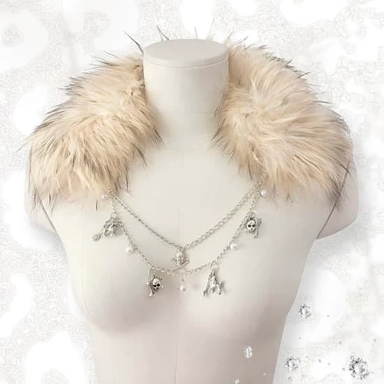 2000s Furry Necklace