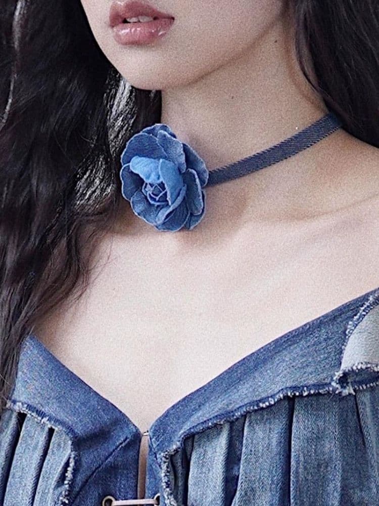 Retro Flowers Choker - view 1