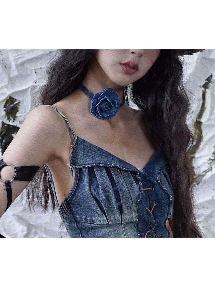 Retro Flowers Choker - view 3