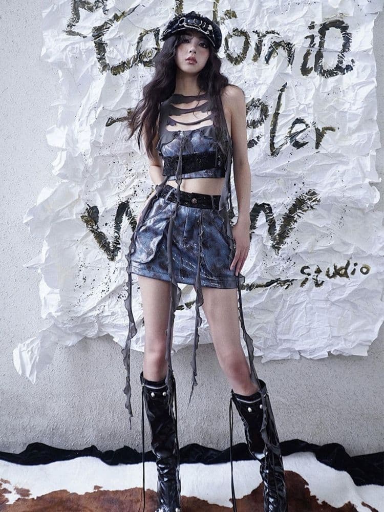 Original design hole leather vest - view 7