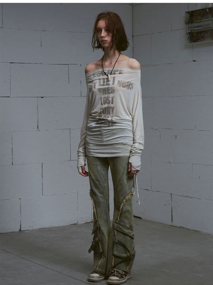 Raw Edge Low Rise Flared Jeans - view 6