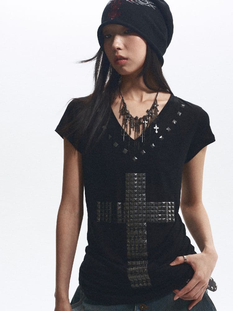 V-neck short-sleeved T-shirt - view 4