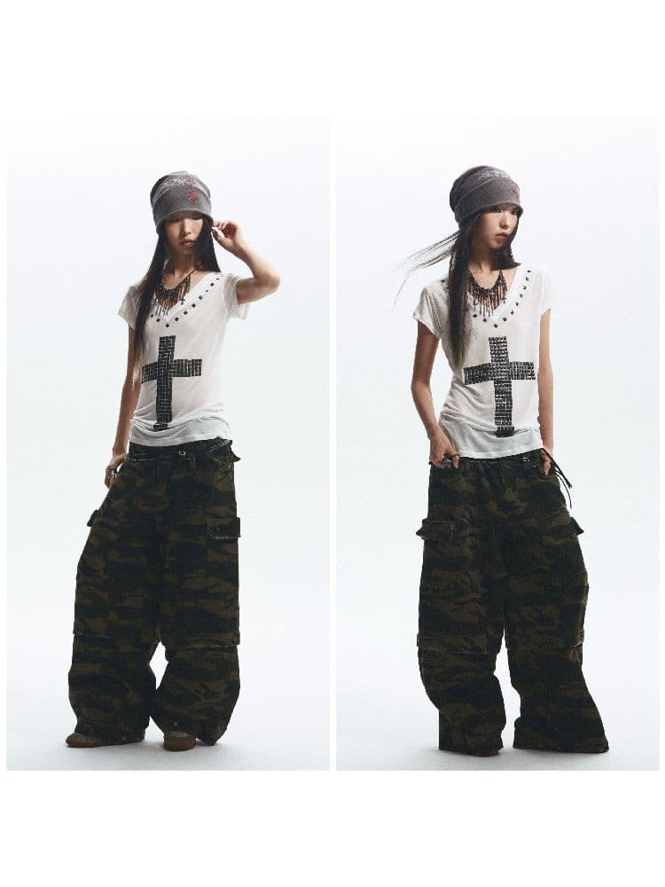 V-neck short-sleeved T-shirt - view 5
