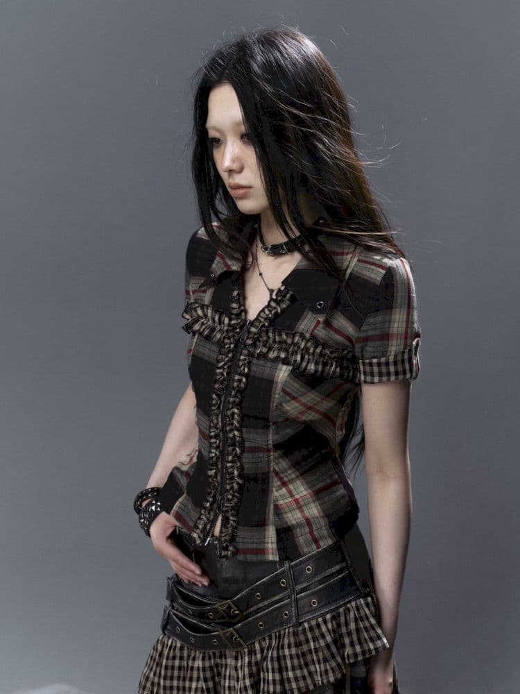 Pleated Lace Short Sleeve Shirt - view 7