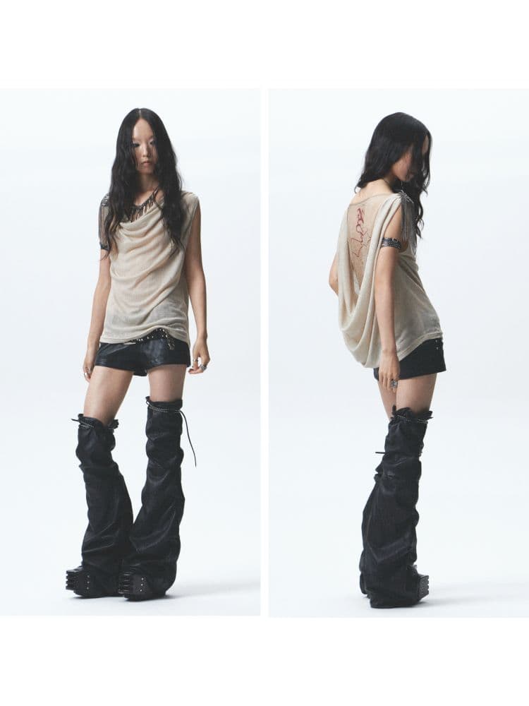 Loose-fitting, reversible printed vest - view 6