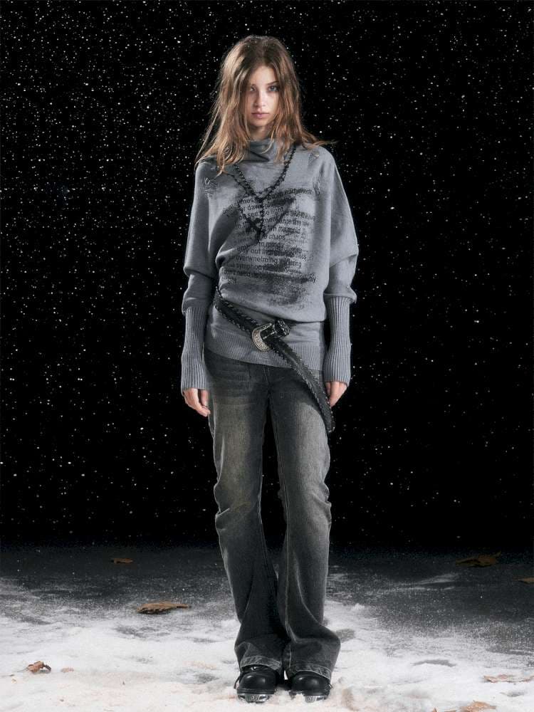 Graffiti Bat Sleeve Pleated Sweater - view 5